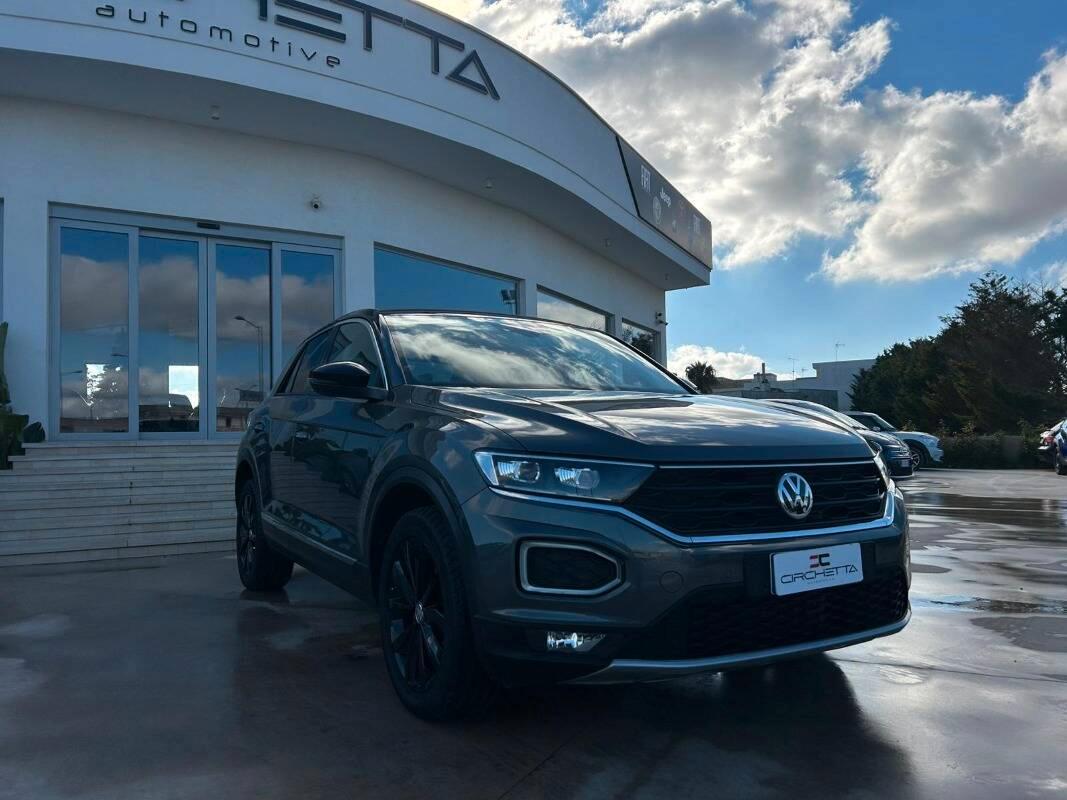 Volkswagen T-Roc 1.0 tsi Advanced