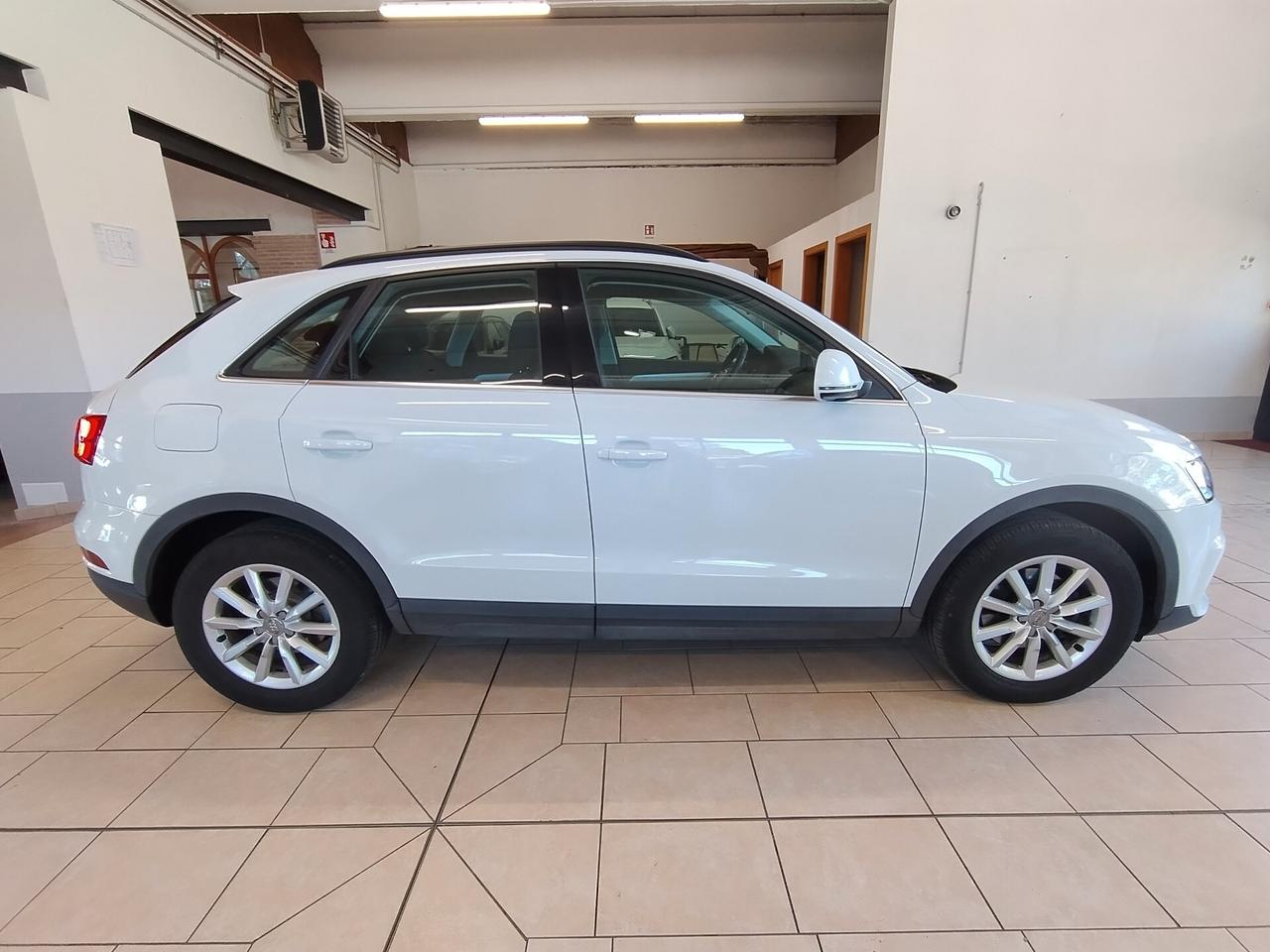 AUDI Q3 2.0 TDI 150 CV Business-2018