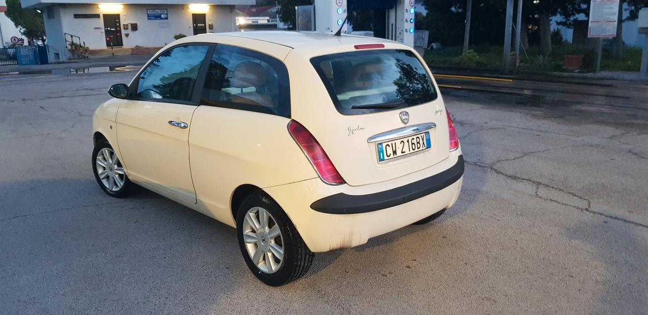 Lancia Ypsilon 1.3 Multijet 16V Oro