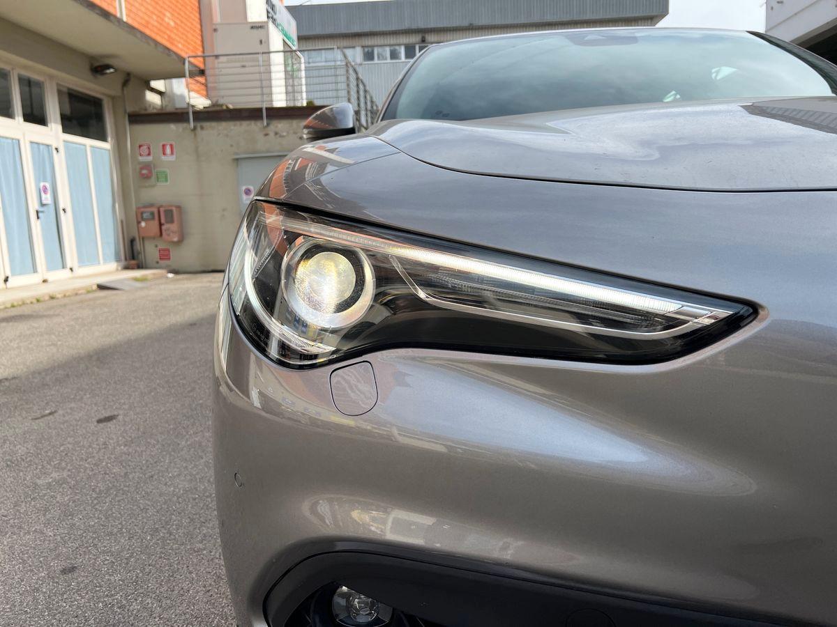 ALFA ROMEO Stelvio 2.2 t Business Q4 190cv auto