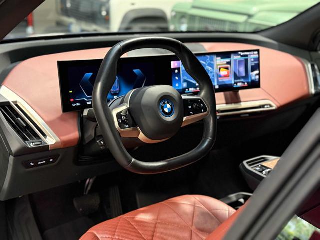 BMW iX xDrive 50 Pacchetto Sportivo