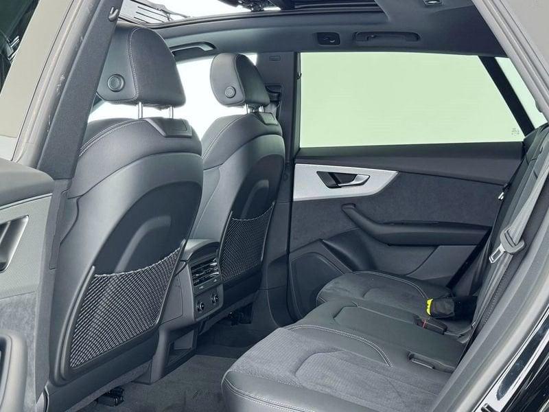 Audi Q8 Q8 SUV TDI quattro 210 kW tiptronic S line edition