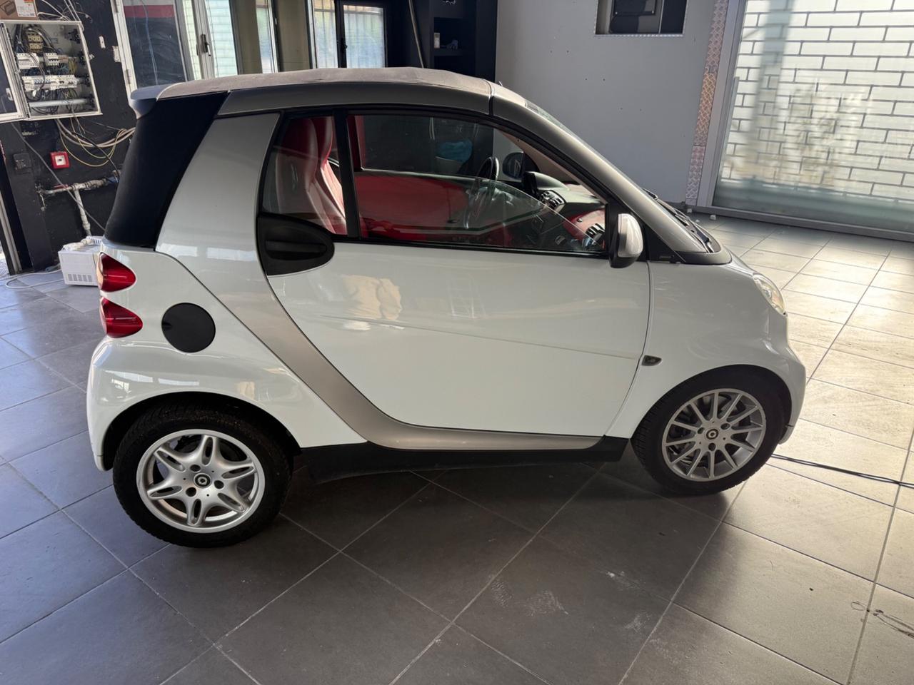 Smart ForTwo 1000 52 kW MHD cabrio passion