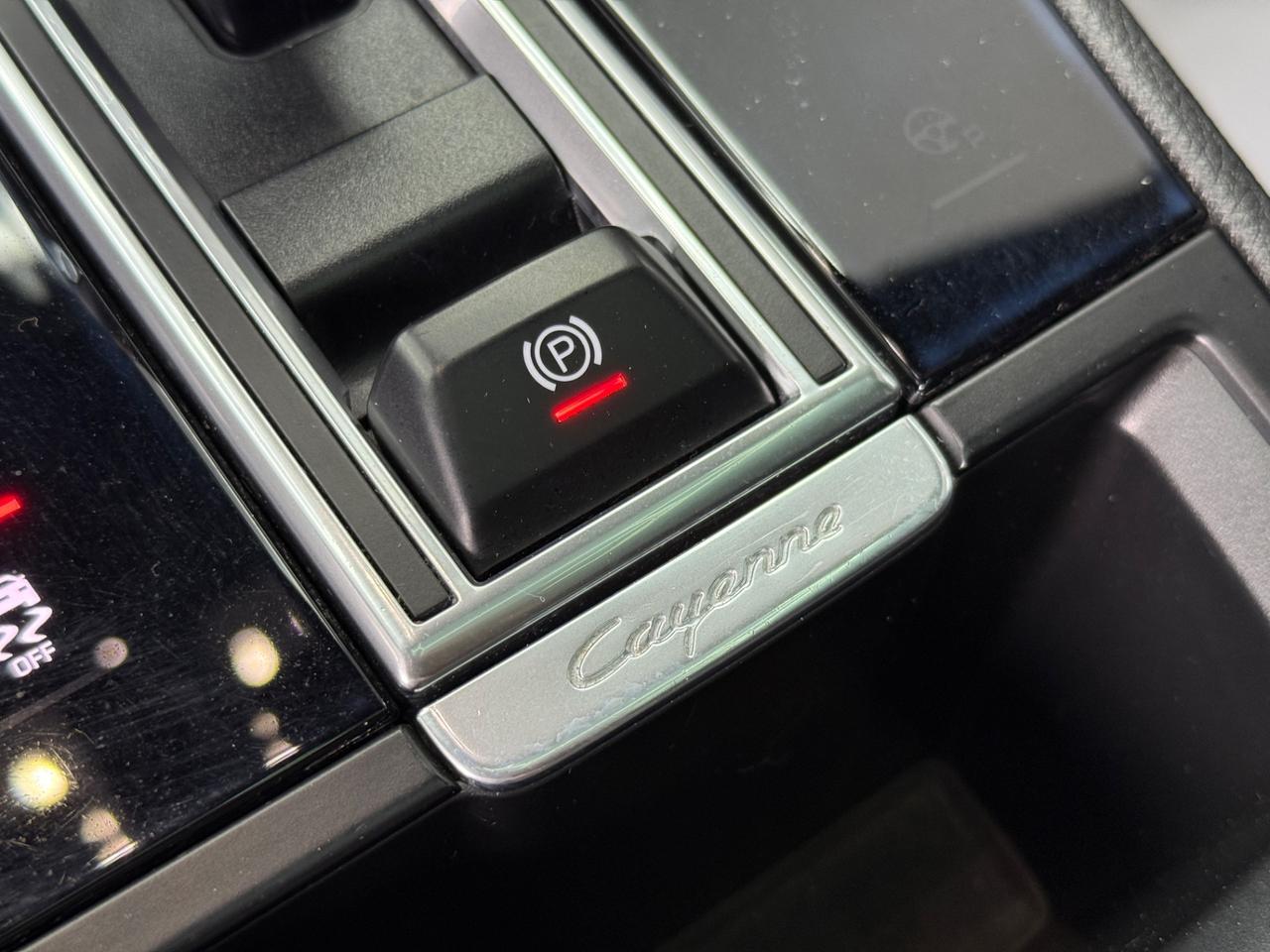 Porsche Cayenne 3.0 V6