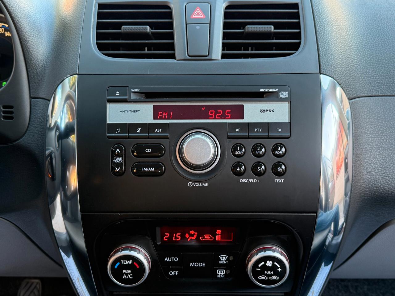 Suzuki SX4 1.6 4WD Outdoor Line GLX - 2011