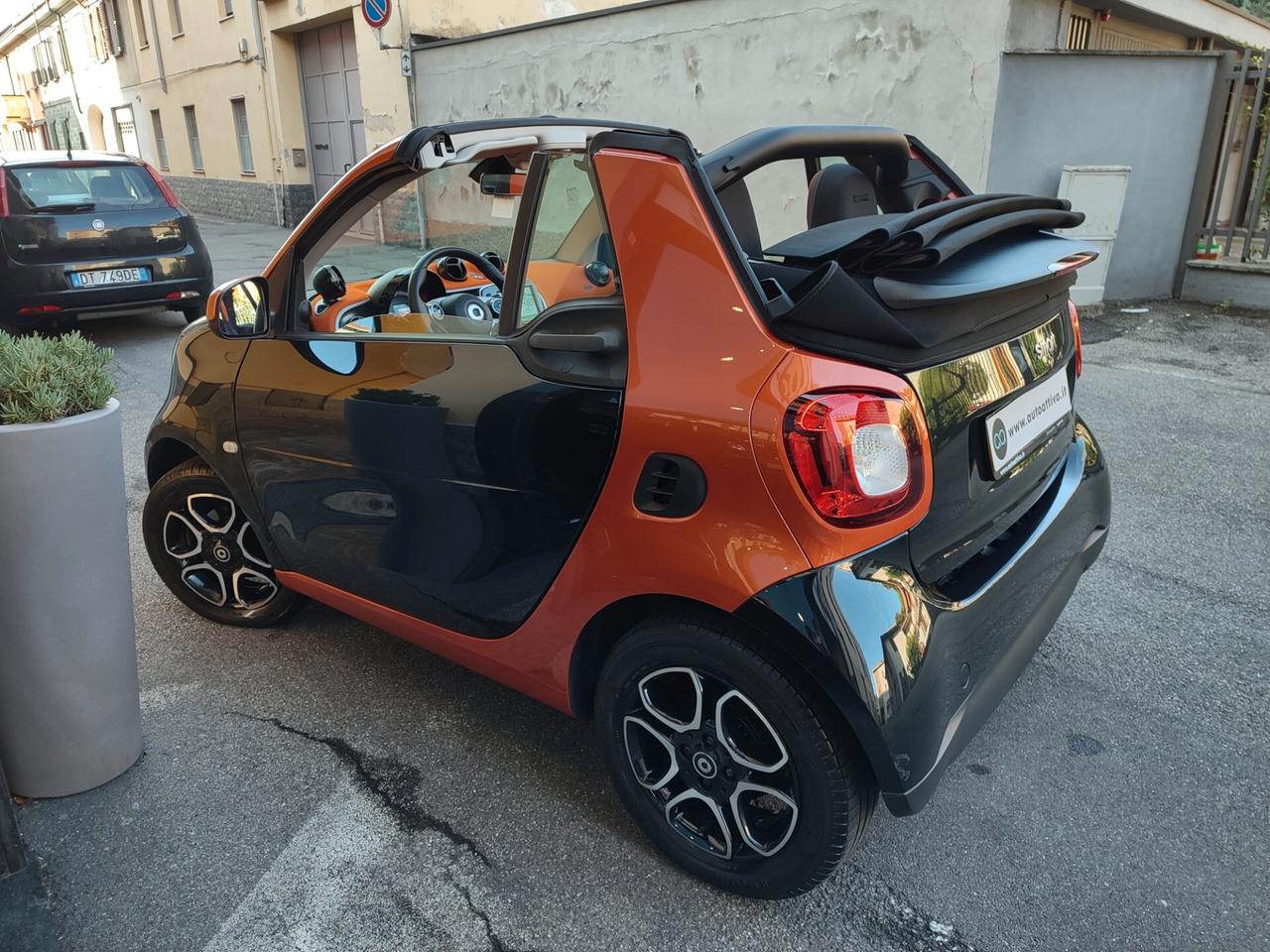 Smart ForTwo 70 1.0 twinamic cabrio Passion Abbinamento Stupendo