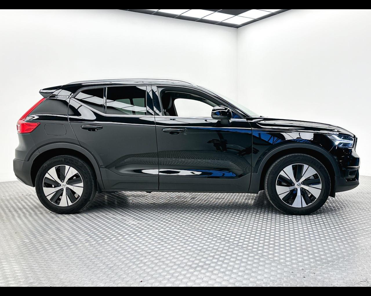 VOLVO XC40 (2017-->) - XC40 T5 Recharge Plug-in Hybrid Inscription Expression