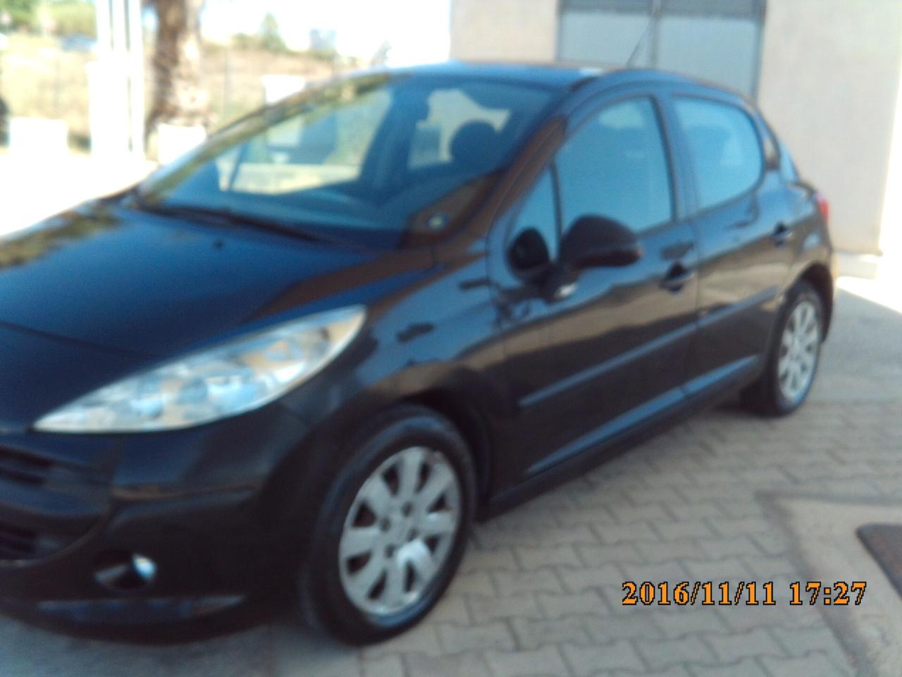 Peugeot 207 1.4 8V 75CV 5p. X Line ECO GPL