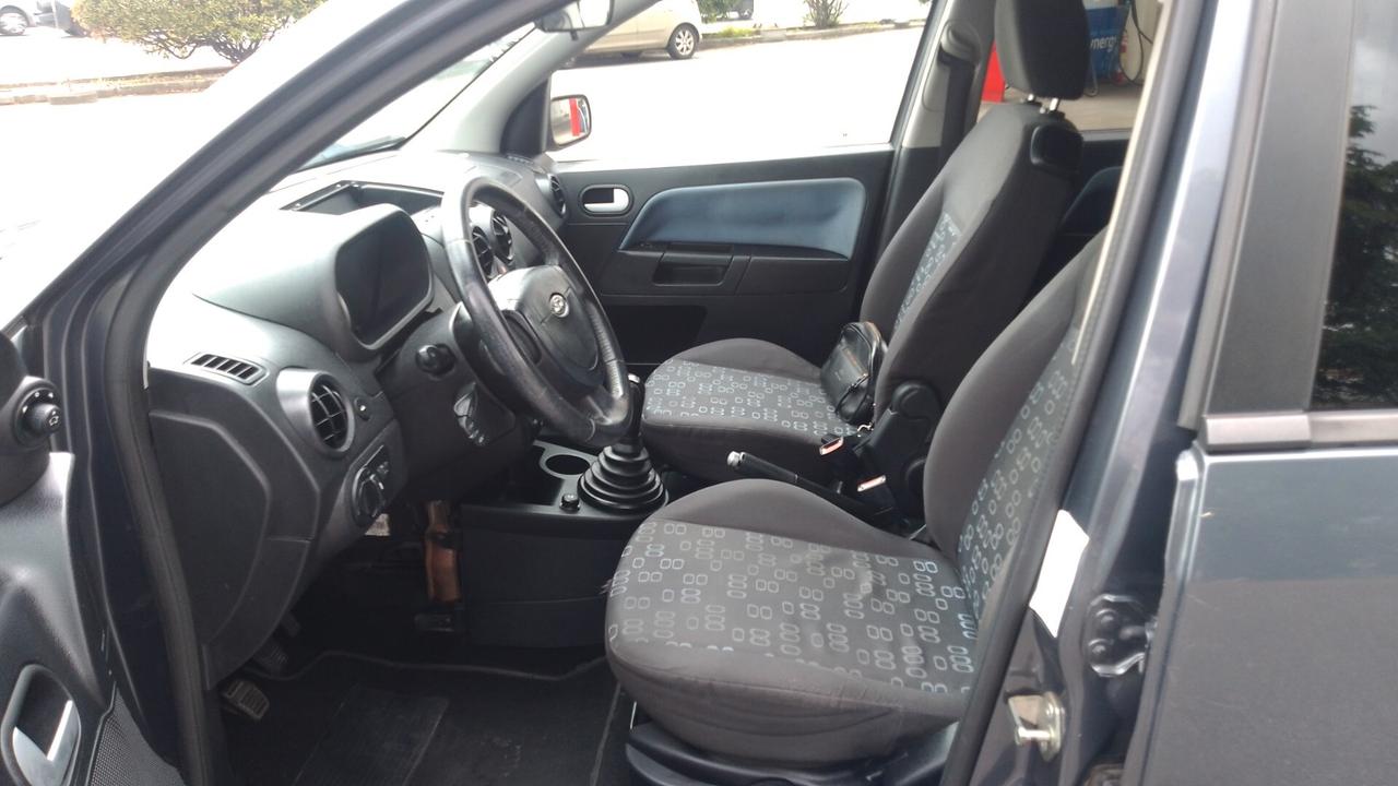 Ford Fusion 1.4 16V 5p. NEOPATENTATI 2005