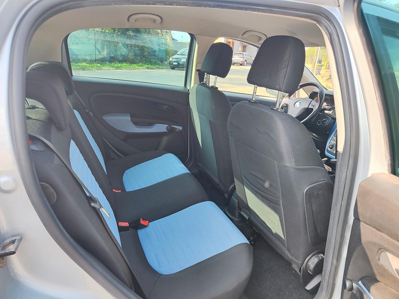 Fiat Grande Punto benzina 110.000 KM