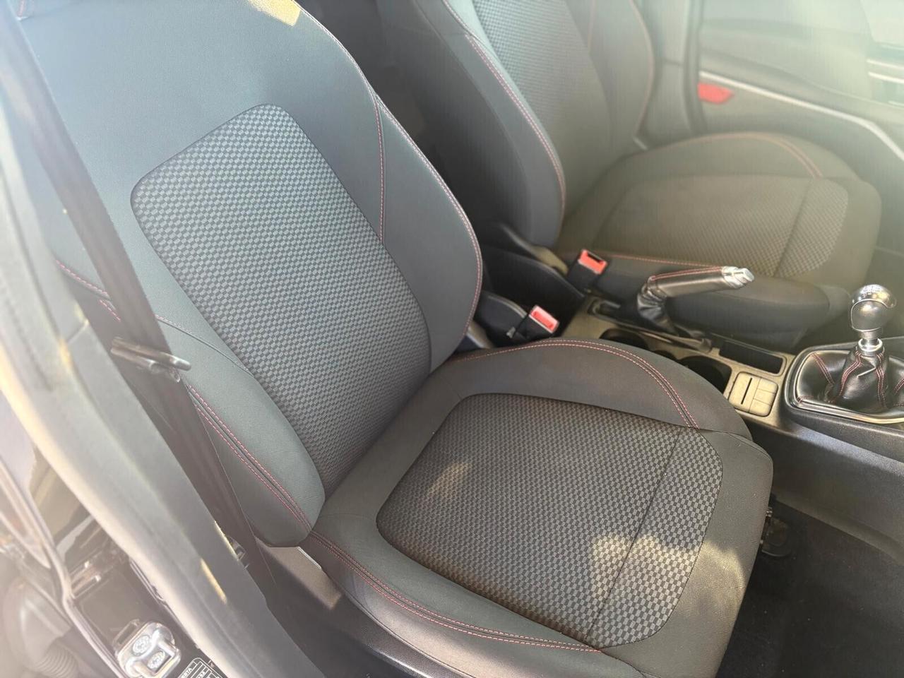 Ford Fiesta 1.0 Ecoboost 100 CV 5 porte ST-Line