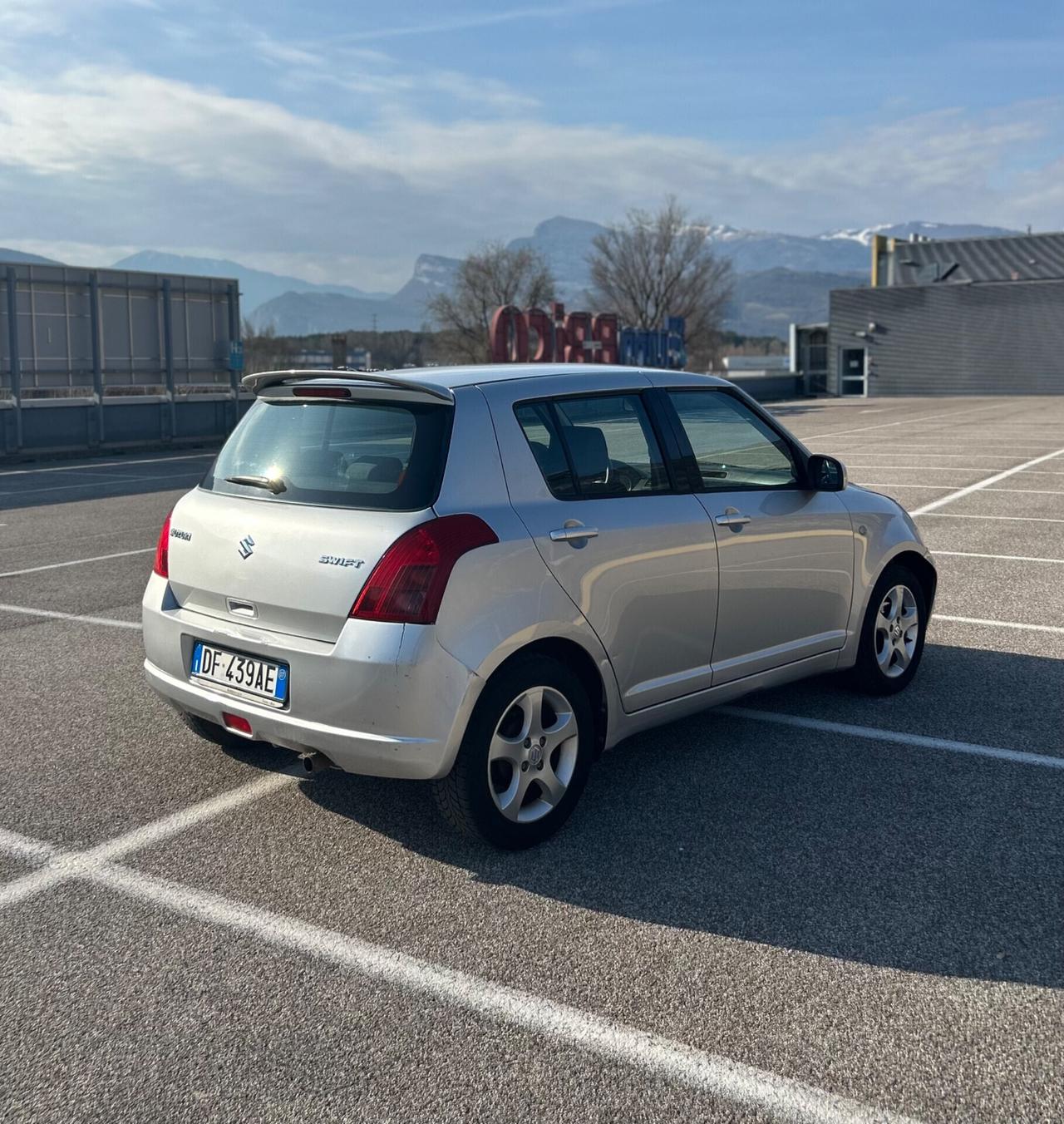 Suzuki Swift 1.3 Neopatentati CAMBIO AUTOMATICO