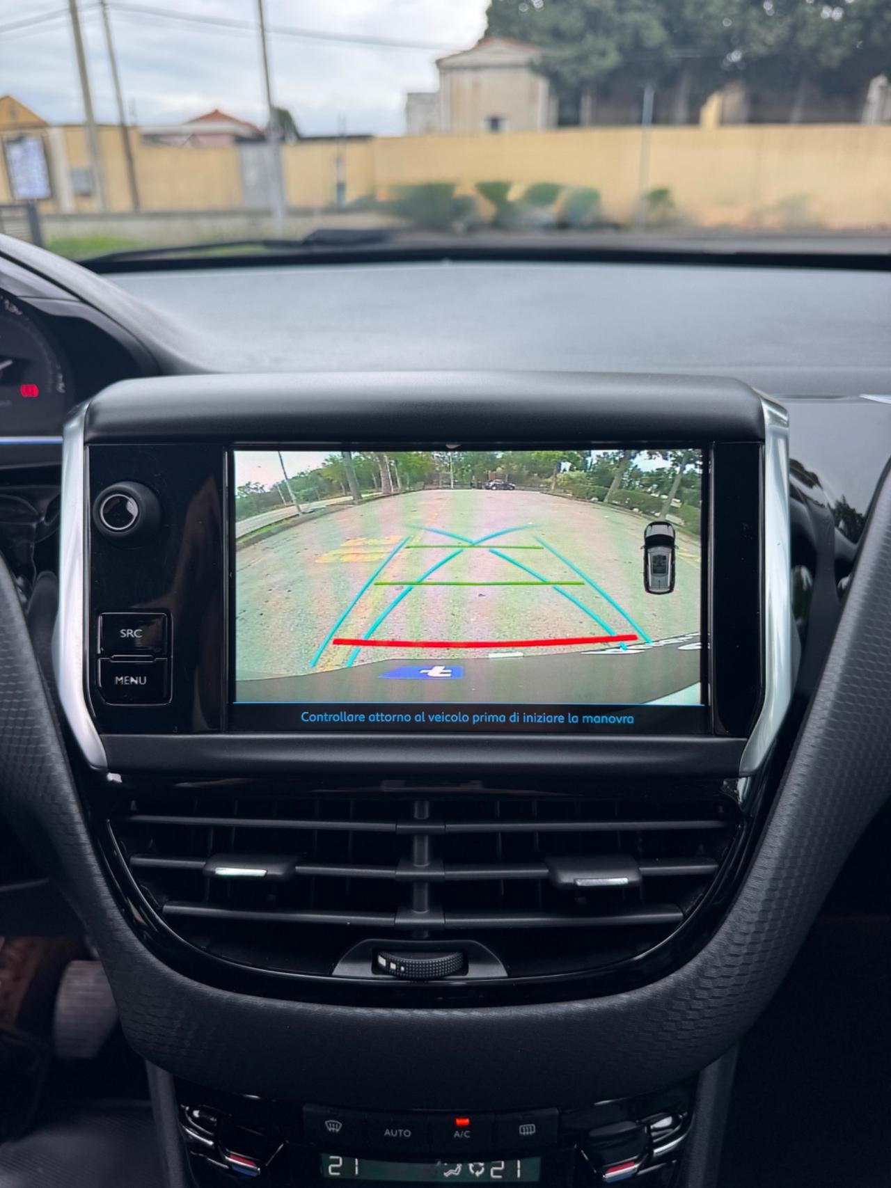 Peugeot 2008 1.5 hdi SOLO 59.000 KM/ALLURE