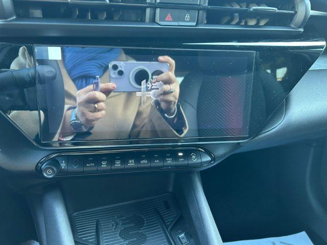 ALFA ROMEO Junior 1.2 145 CV Hybrid eDCT6 Speciale KM 0