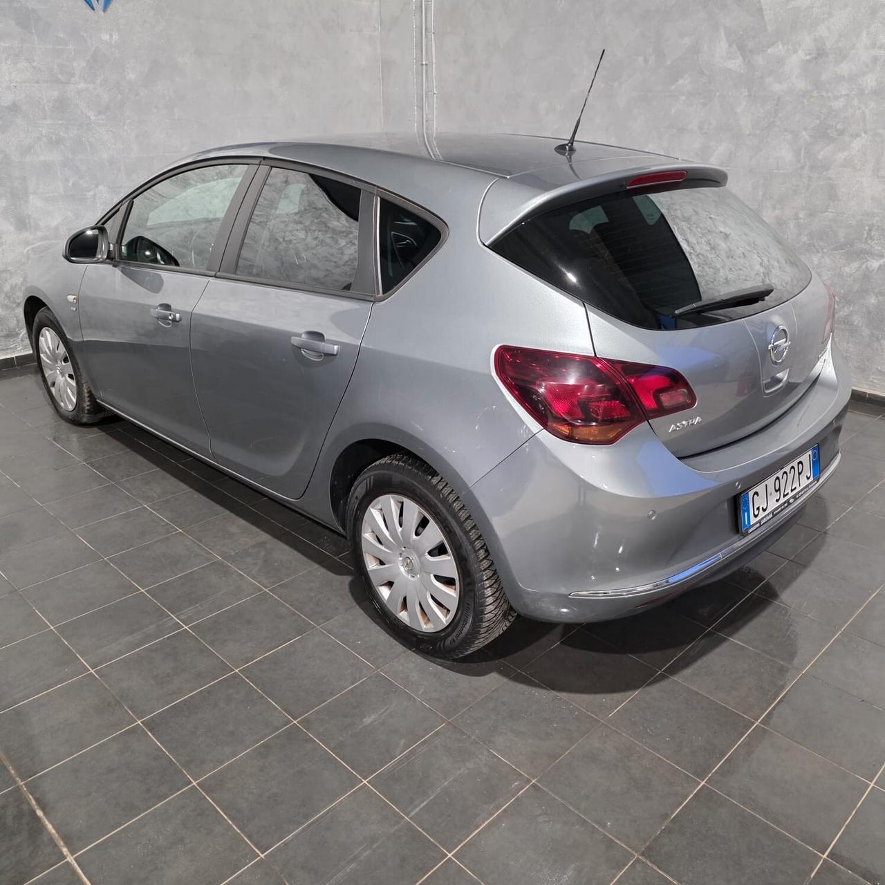 Opel Astra 1.4 Turbo COSMO NEOPATENTATI AUTOMATICA XENON