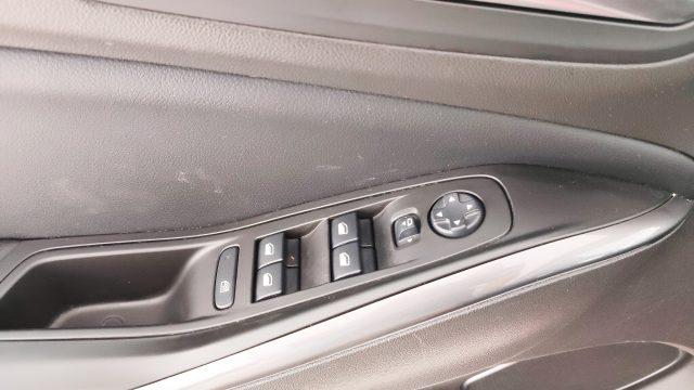 OPEL Grandland X 1.6 Hybrid4 Plug-in aut. AWD