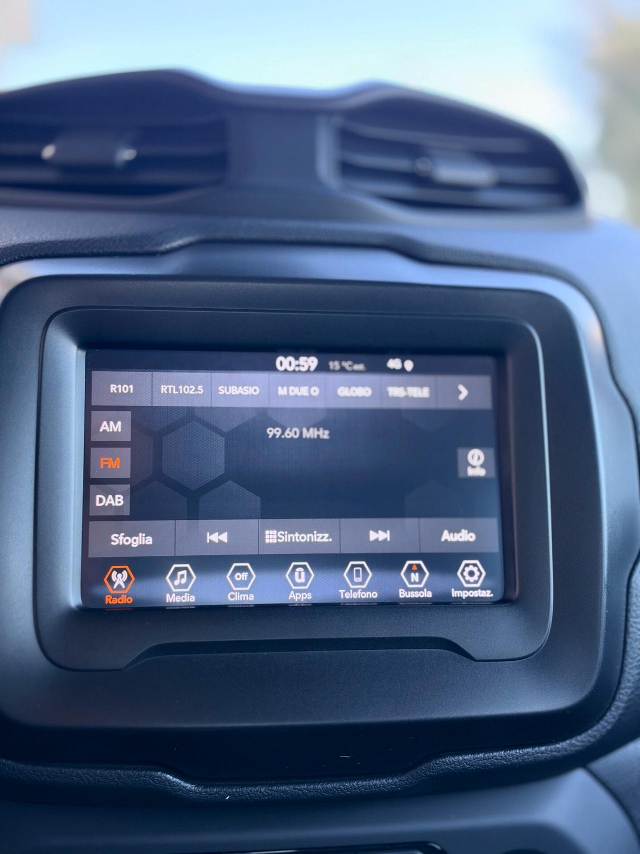 Jeep Renegade 1.6 mjt Limited 2wd 130cv NAVI,APPLE CARPLAY,ANDROID AUTO,SENSORI PARCHEGGIO,BLUETHOOT,KM CERTIFICAT