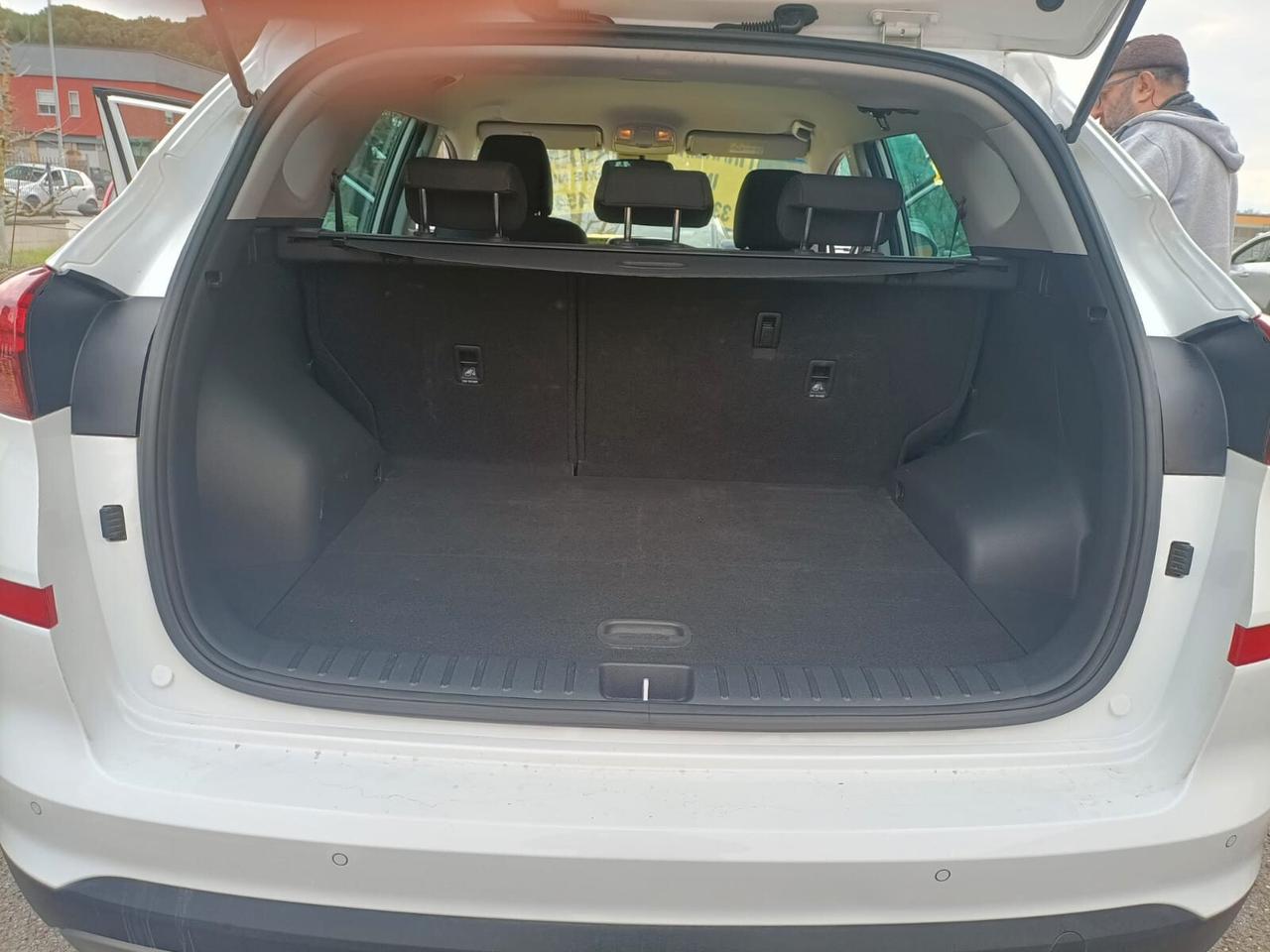 Hyundai TUCSON SUV PARI AL NUOVO