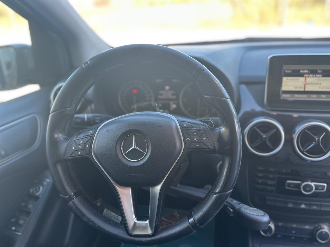 Mercedes B 200 Premium Comandi Speciali Disabili