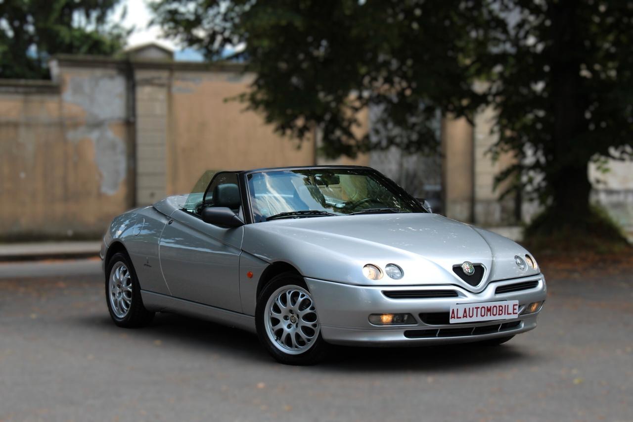 Alfa Romeo GTV Spider 2.0i 16V Twin Spark cat L