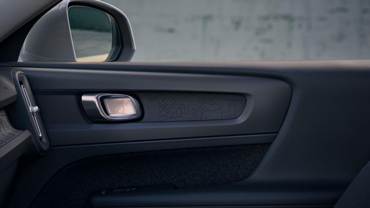 VOLVO Xc40 B3 Mild Hybrid Automatico Essential