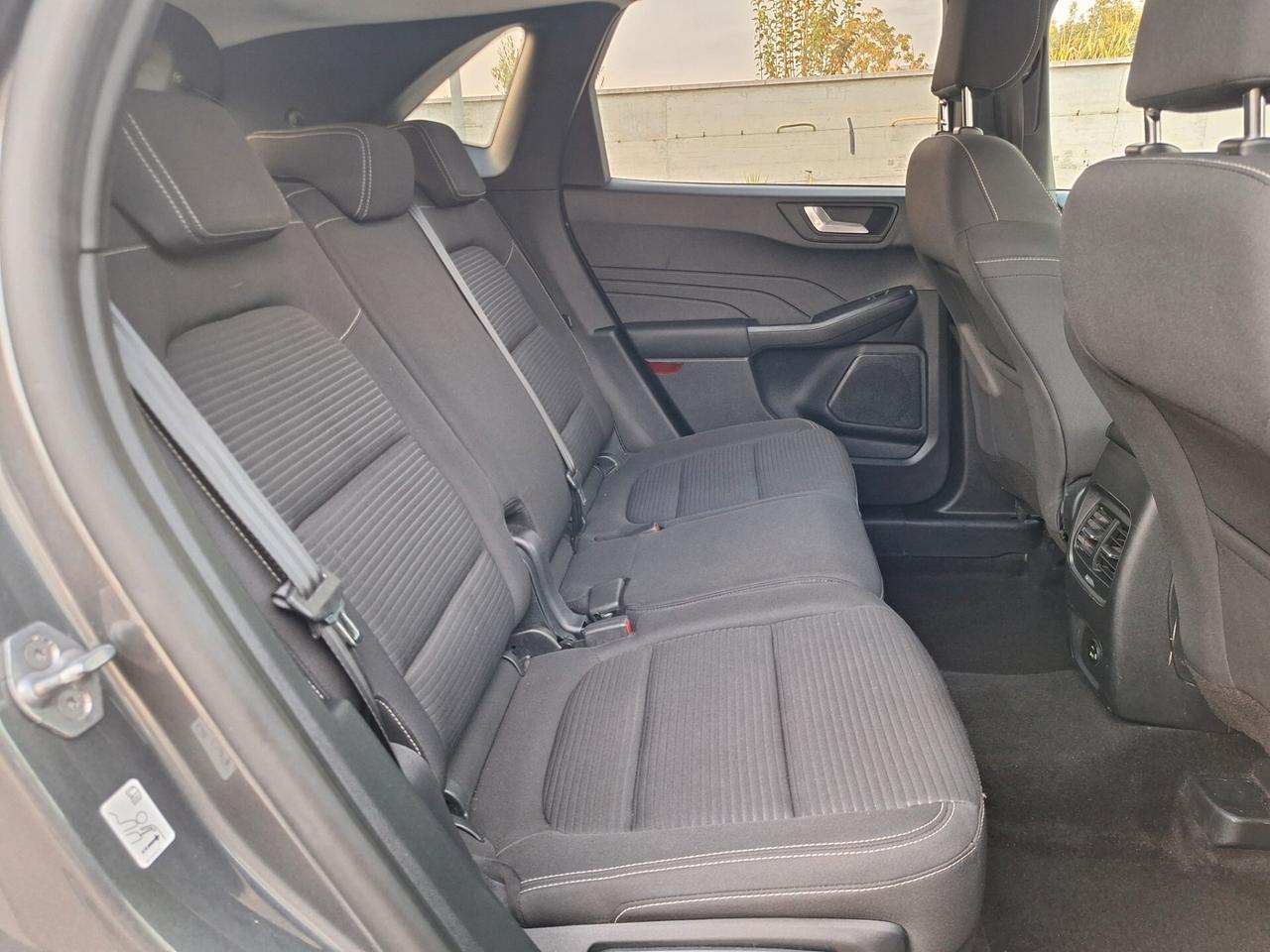 Ford Kuga TITANIUM 1.5 DIESEL 120cv AUTOMAT. NAV+RETROCAM. 2022