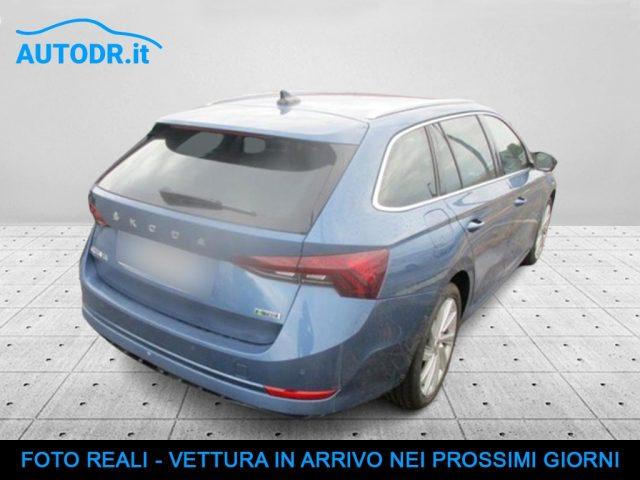 SKODA Octavia Wagon 1.5 G-TEC DSG Style VIRTUAL ACC RETROCAMERA