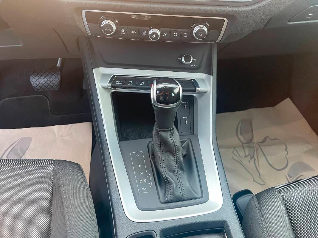 Audi Q3 Sportback 35 2.0 tdi Business Plus s-tronic