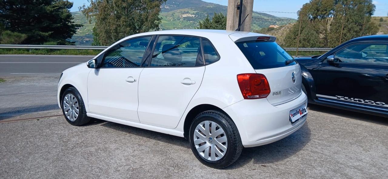Volkswagen Polo 1.2 TDI Comfortline - 2014