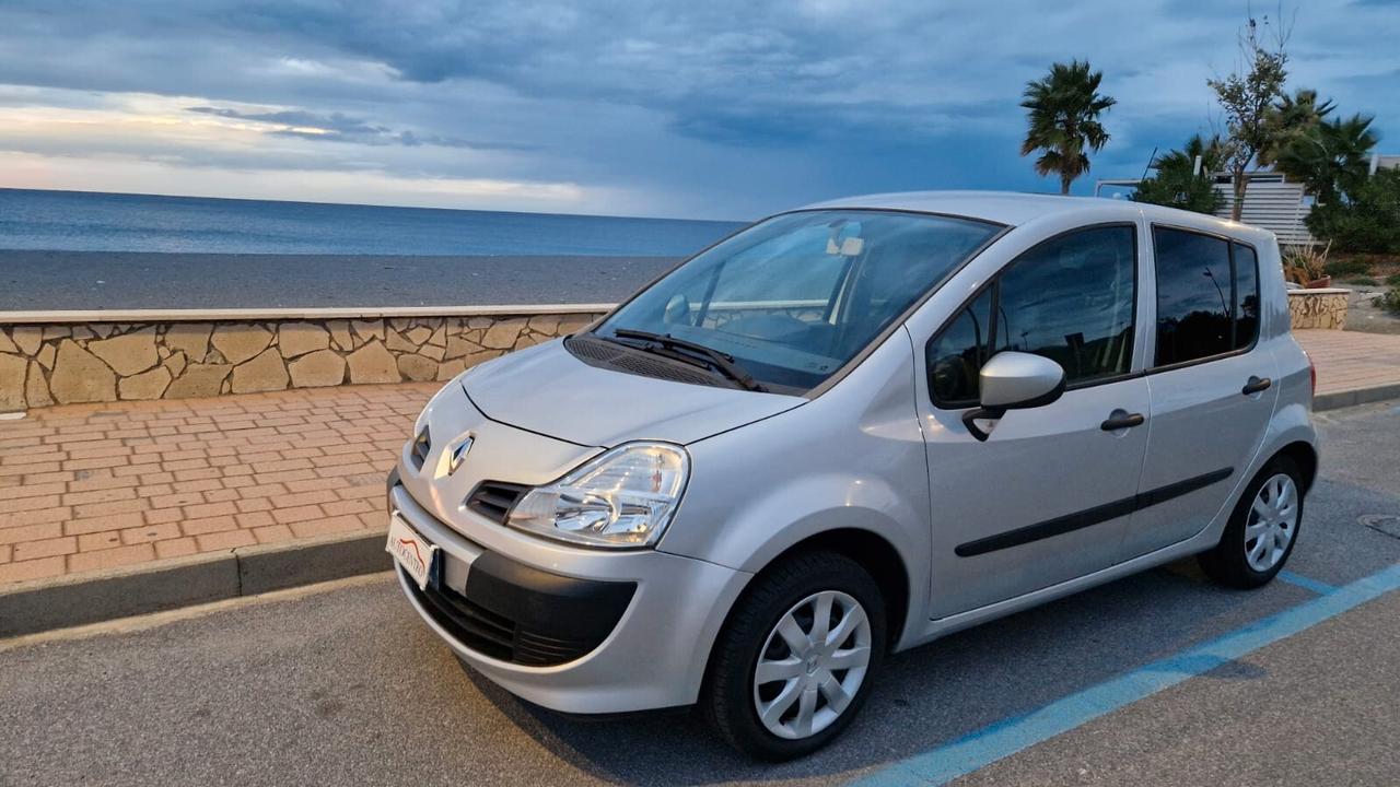 Renault Modus 1.2 16V Dynamique
