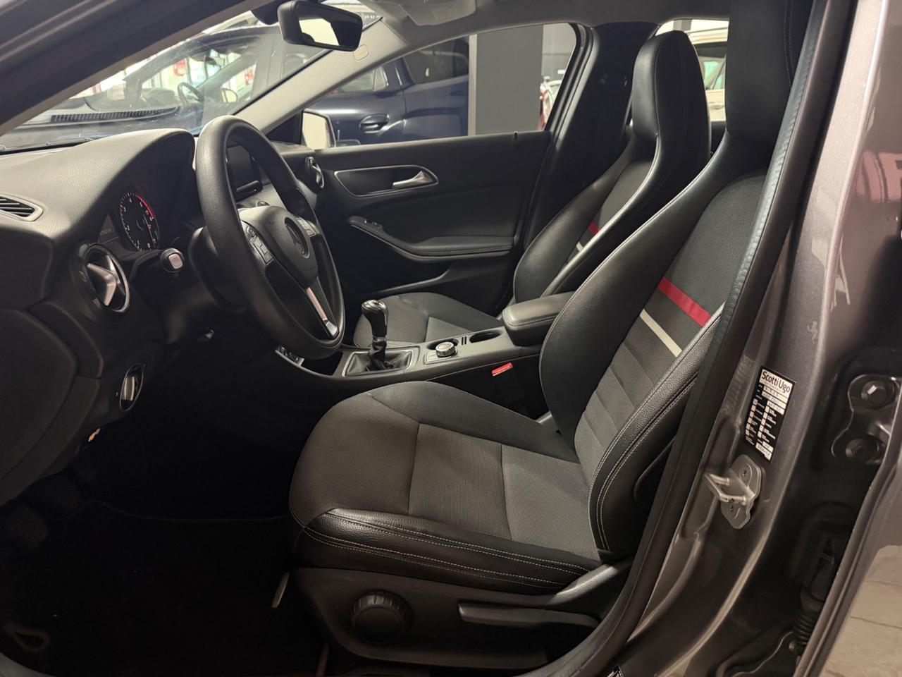 MERCEDES A 180CDI (110) Executive 2013