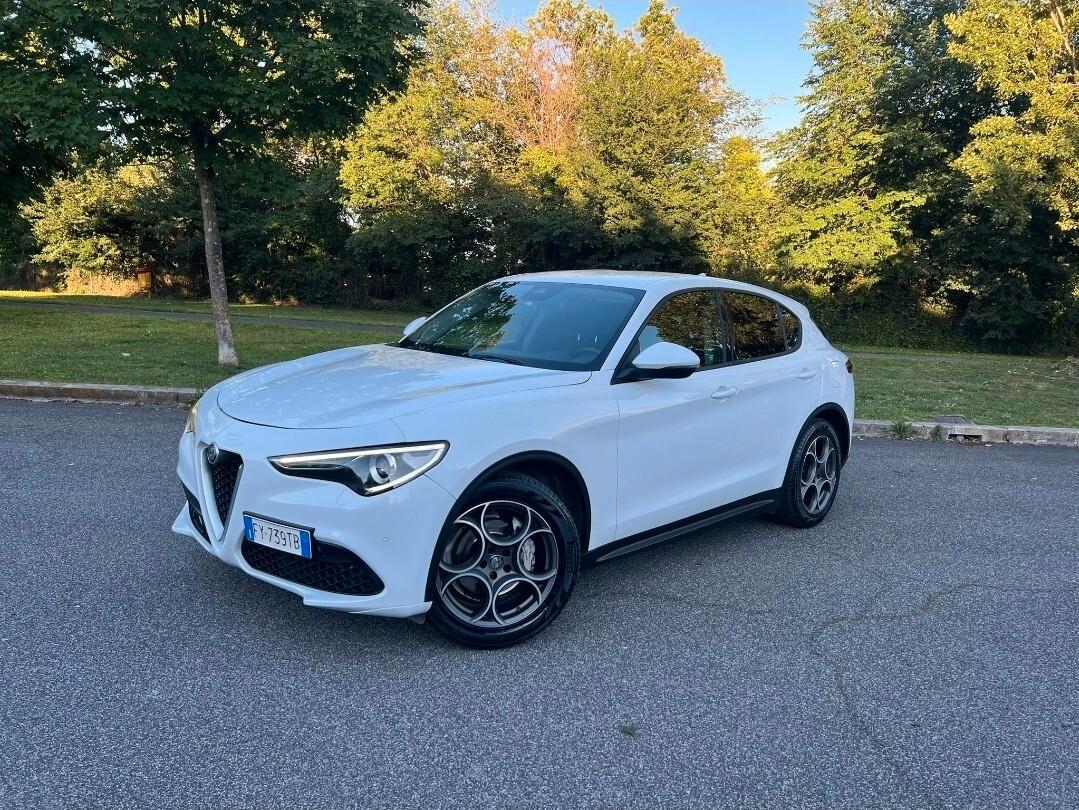 Alfa Romeo Stelvio 2.2 Turbodiesel 160 CV