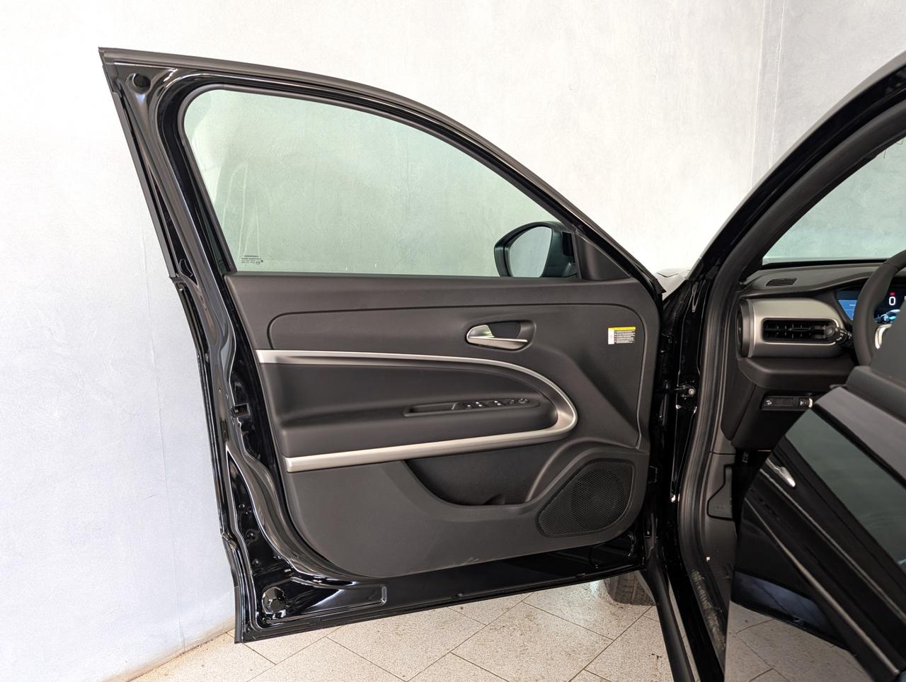 Jeep Avenger 1.2 Turbo E-Hybrid 110cv eDCT6 Summit Freedom
