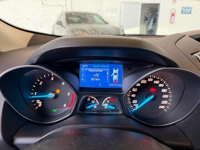 FORD Kuga 2.0 TDCI 140 CV 4WD Titanium