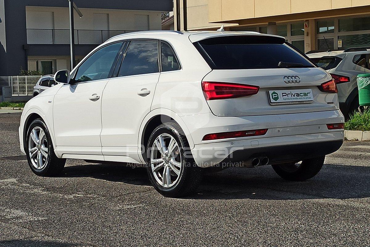 AUDI Q3 2.0 TFSI 180 CV quattro S tronic Sport