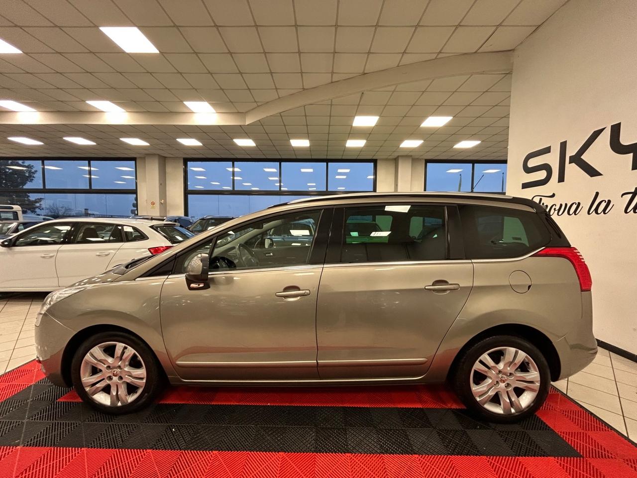 Peugeot 5008 2.0 HDi 150CV Allure