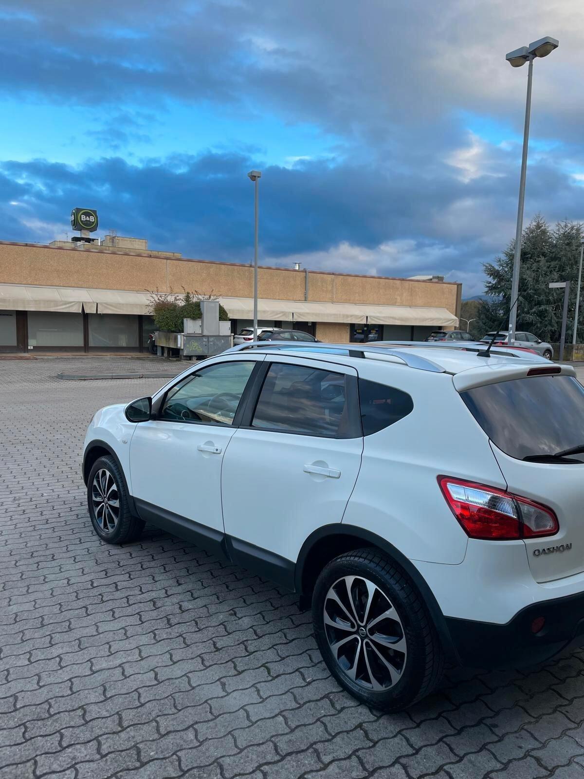 Nissan Qashqai 1.5 dCi DPF Tekna