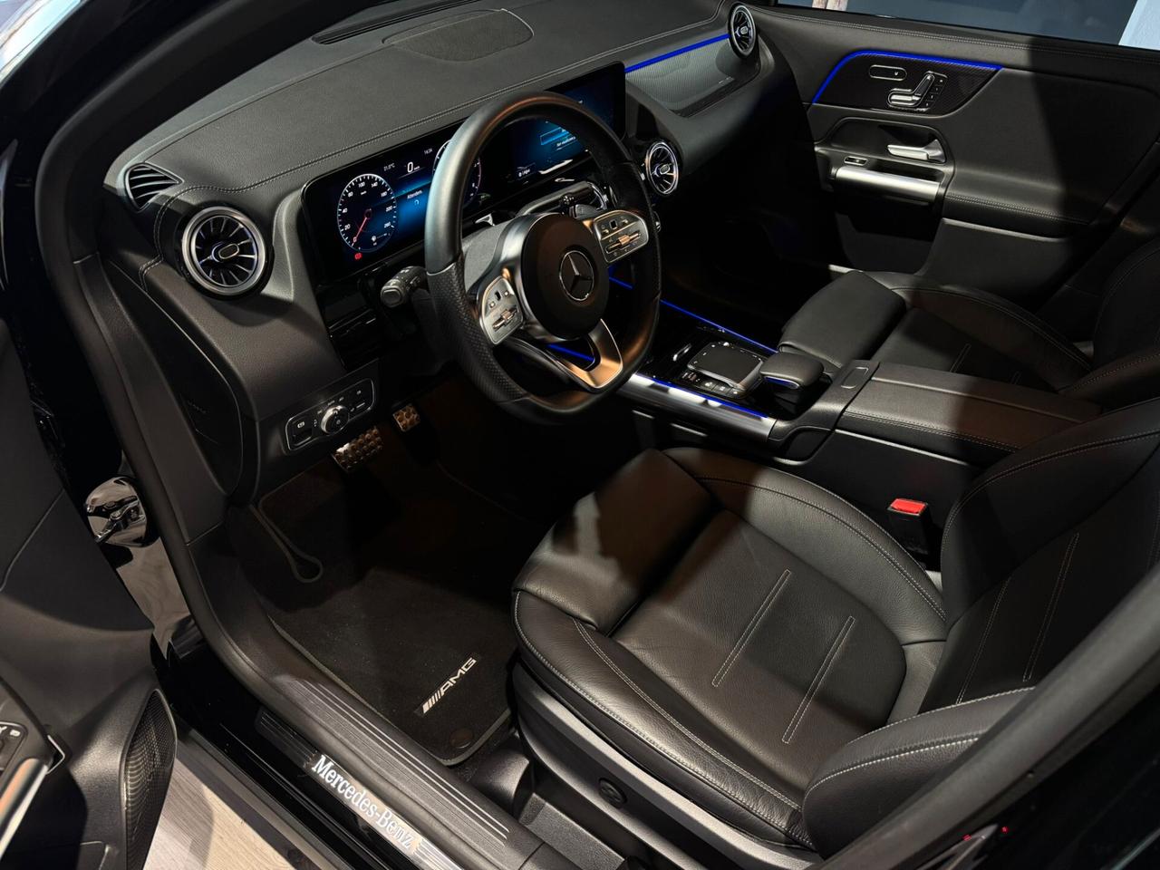 Mercedes-benz GLA 200 d Automatic 4Matic Premium AMG *NIGHT + LUXURY PACK*