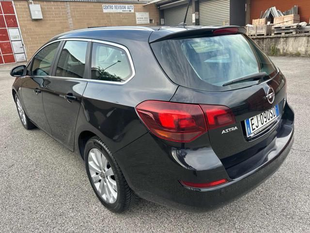 OPEL Astra 1.7 CDTI 125CV Sports Tourer Cosmo Bellissima
