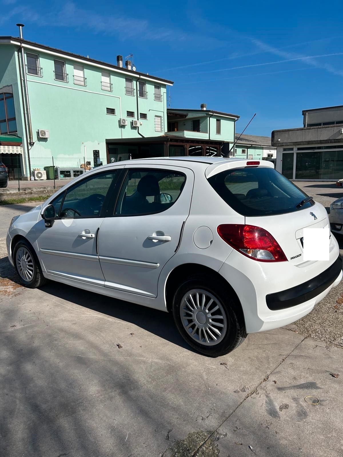 Peugeot 207 Plus 1.4 8V 75CV 5p. ECO GPLok neo patentati