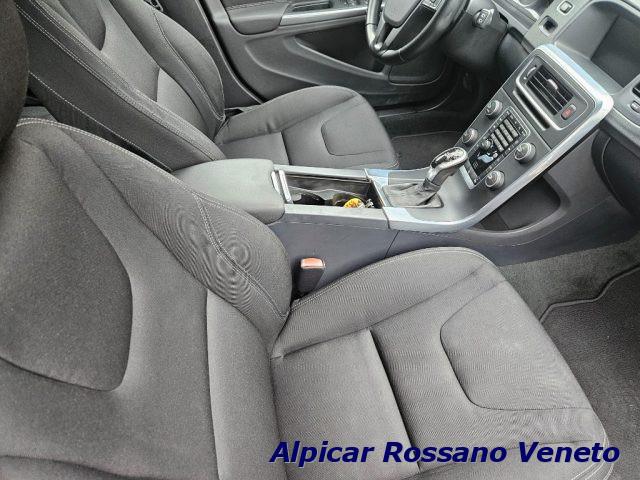 VOLVO V60 D2 1.6 Powershift Momentum