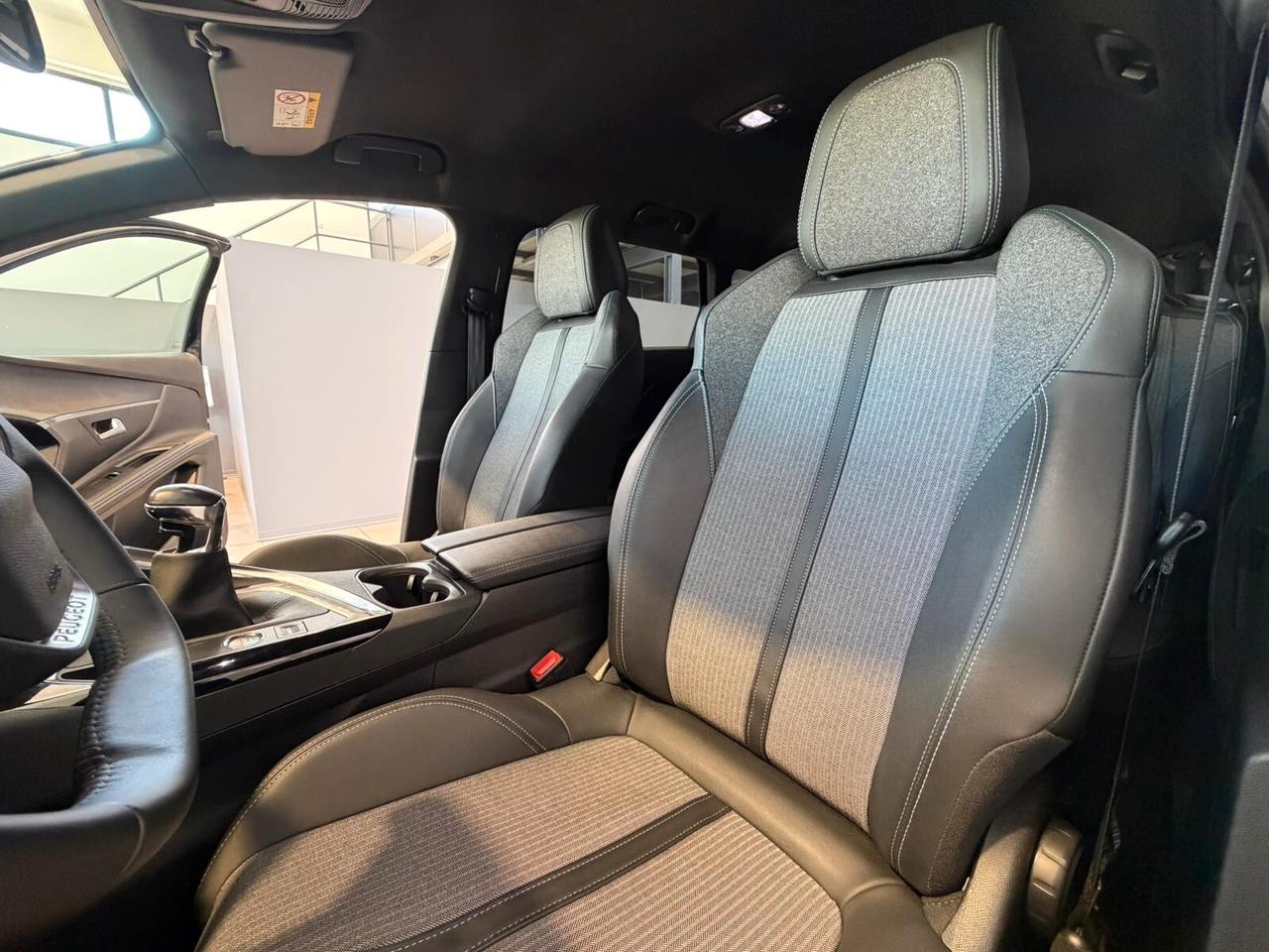 Peugeot 5008 PureTech Turbo 130 S&S Allure Pack