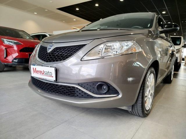 LANCIA Ypsilon 1.2 69 CV 5 porte Silver