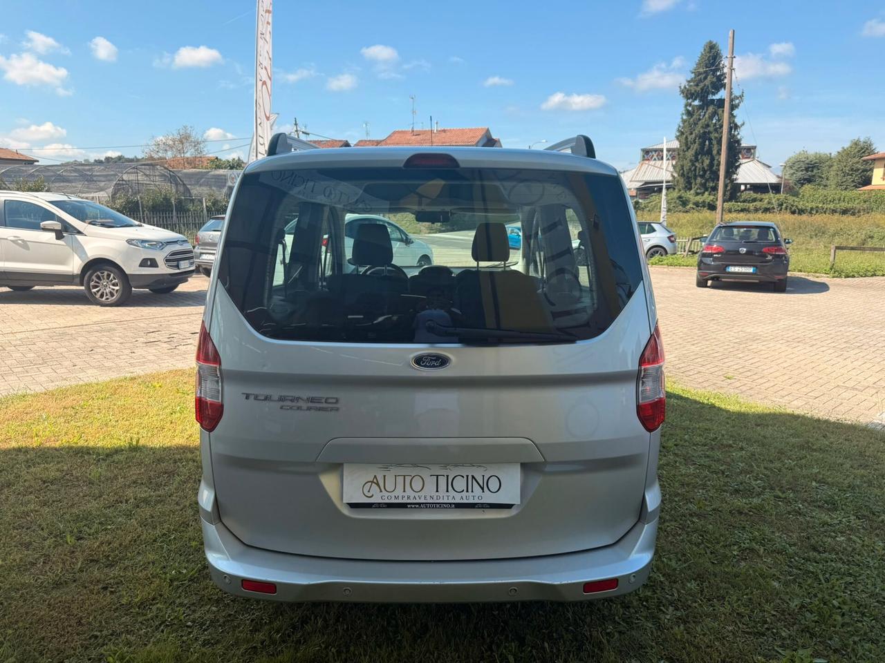 Ford Tourneo Courier 1.5 TDCI 75 CV Titanium