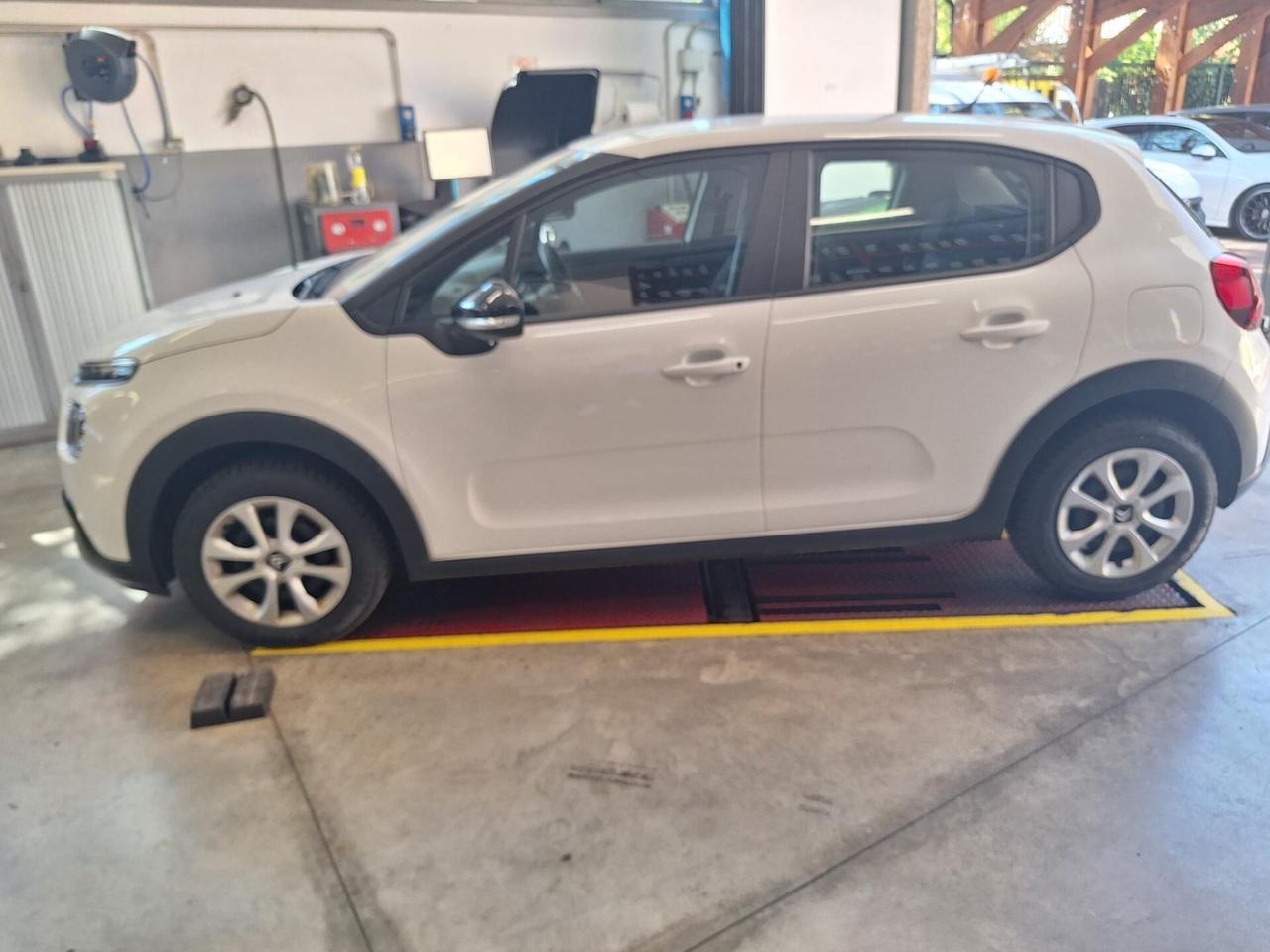 Citroen C3 BlueHDi 100 S&S Shine Pack