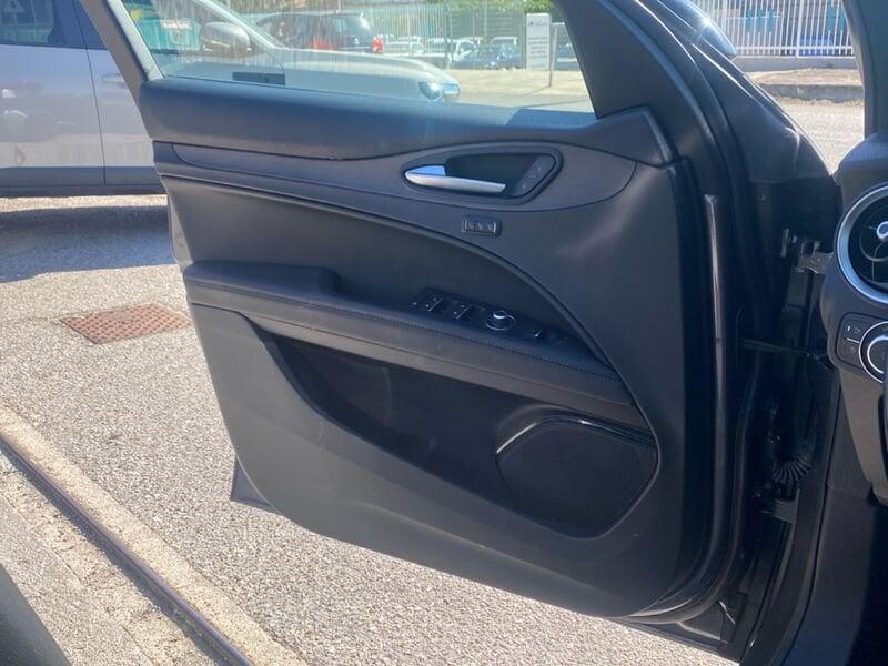 Alfa Romeo Stelvio 2.2 TD 160 CV Ti AT8 RWD