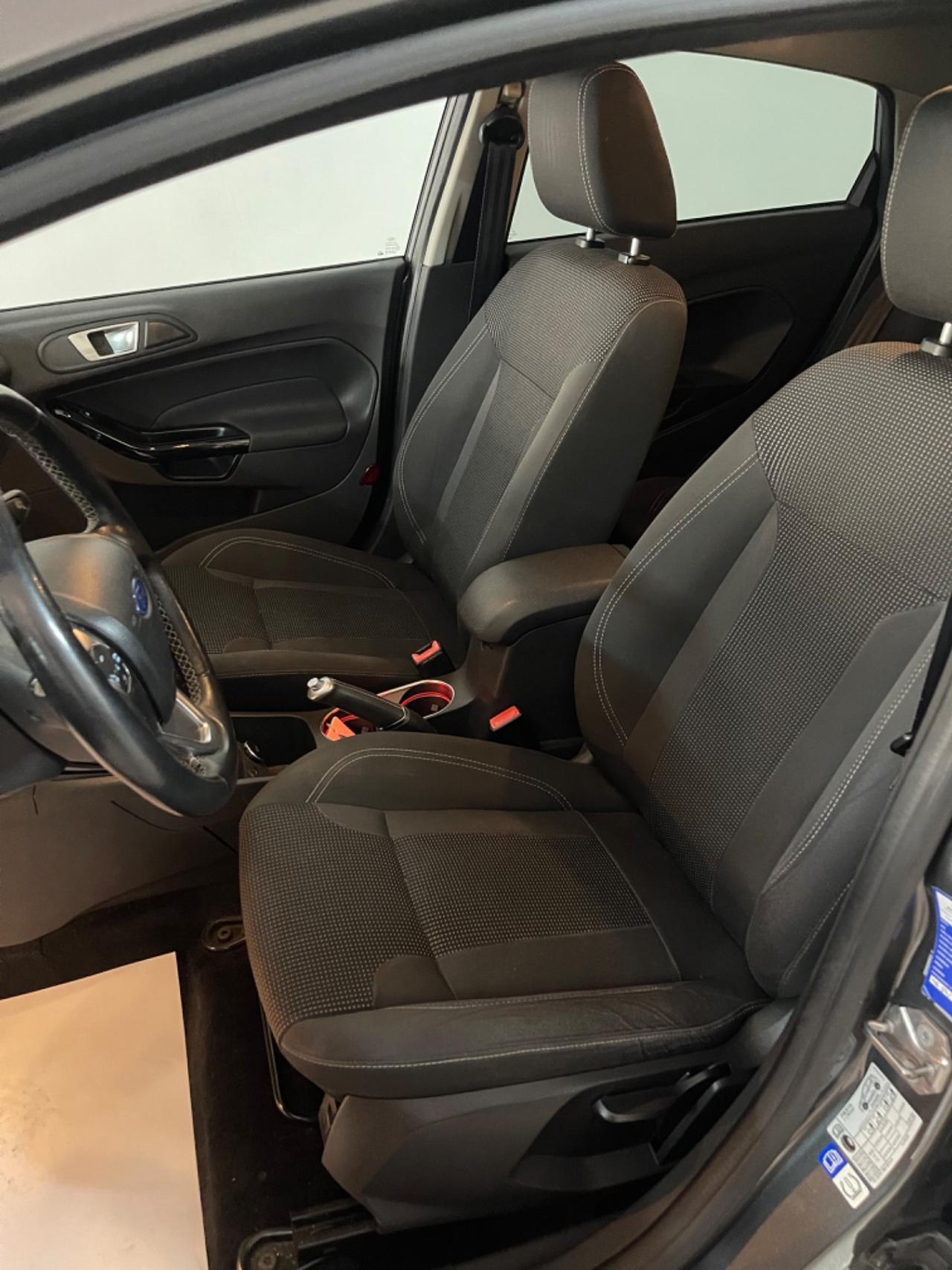 Ford Fiesta 1.5 TDCi 95CV 5 porte Titanium