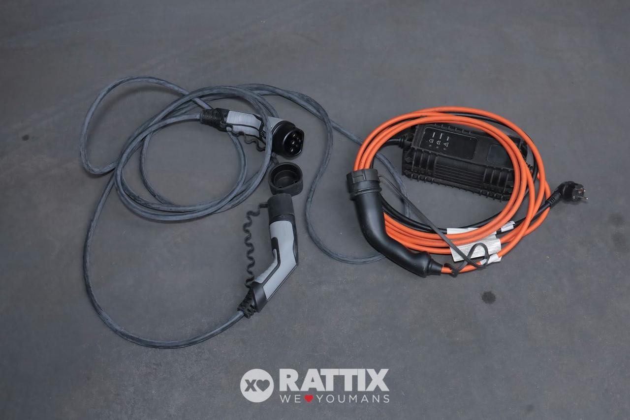 Peugeot 3008 1.6 Hybrid4 300CV GT Pack e-EAT8