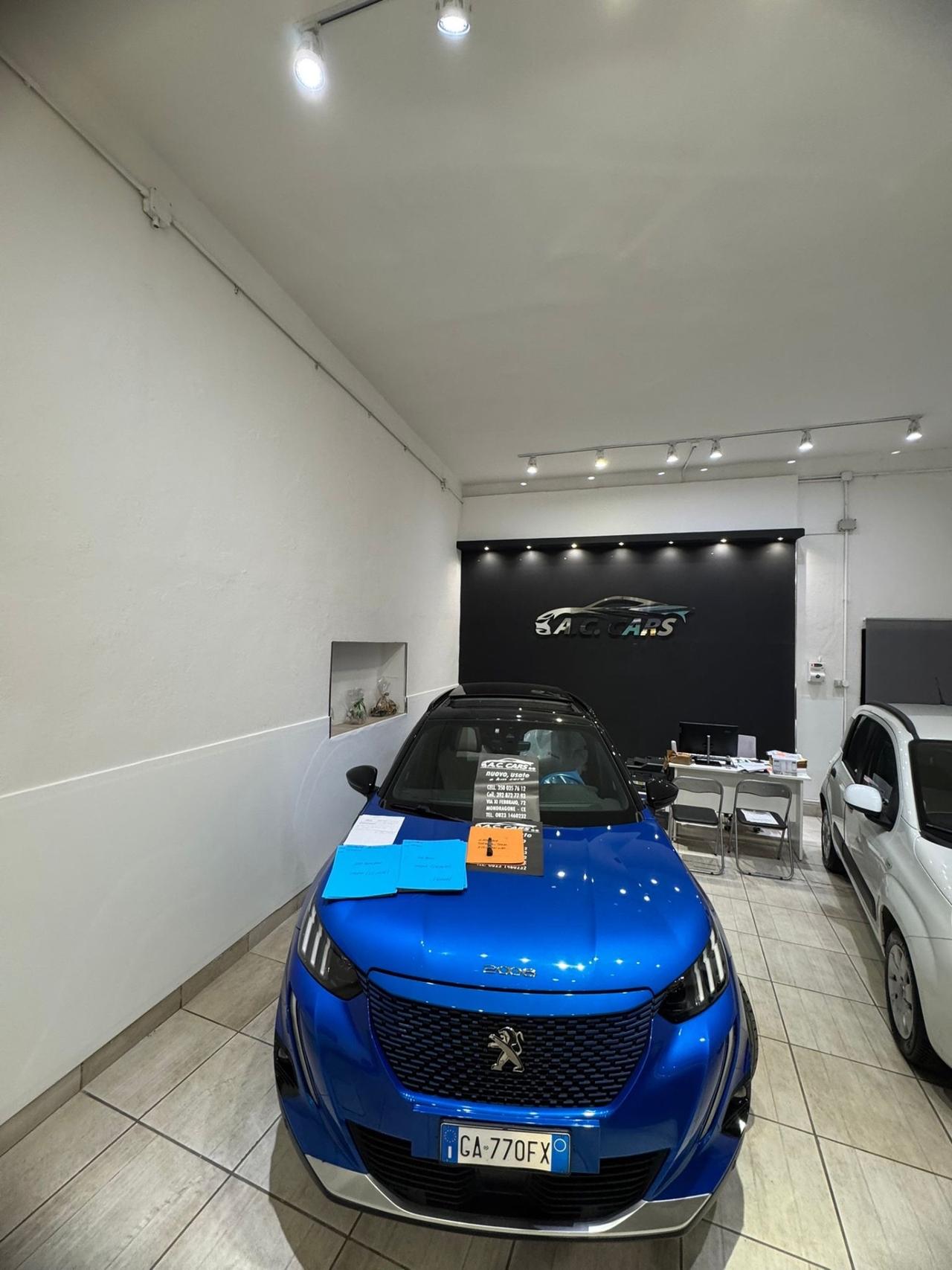 PEUGEOT 2008 GT LINE TETTO APRIBILE
