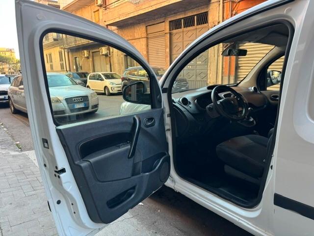 Renault Kangoo 1.5 dCi 75CV Stop & Start Life